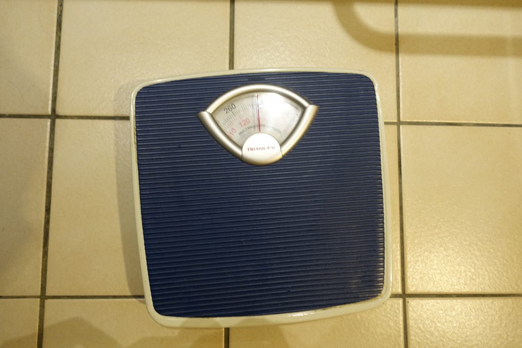 東呉大飯店(Dong Wu Hotel)　体重計