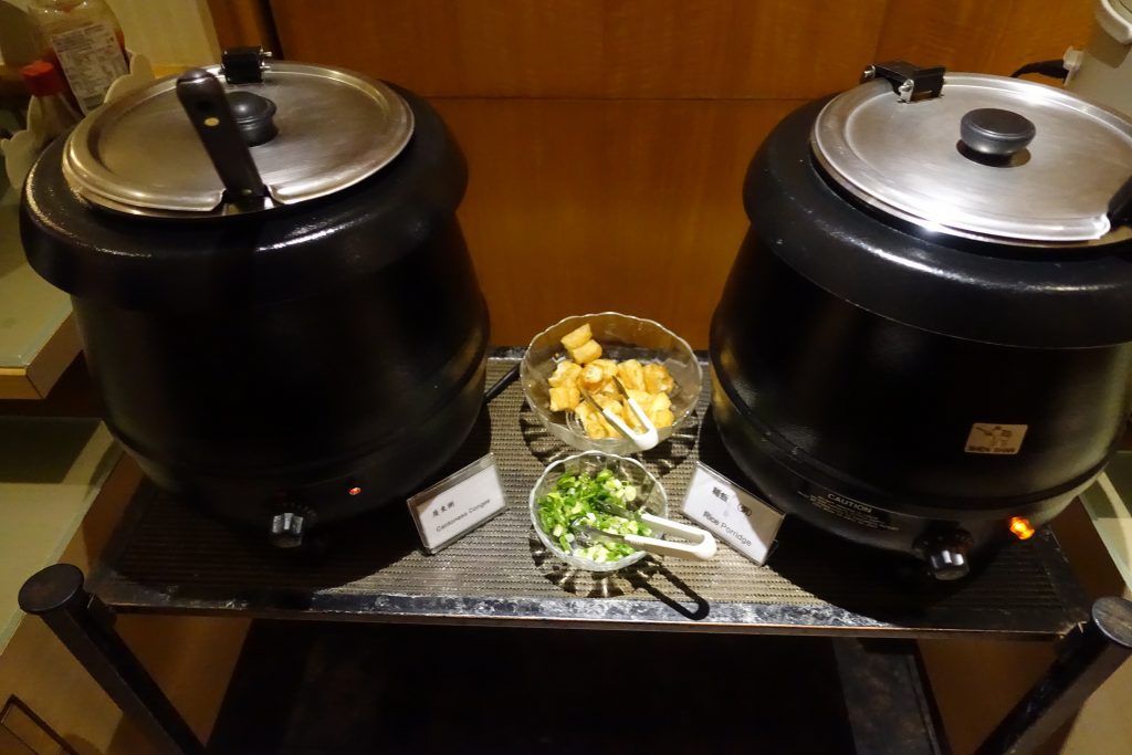 東呉大飯店(Dong Wu Hotel)　朝食　おかゆ